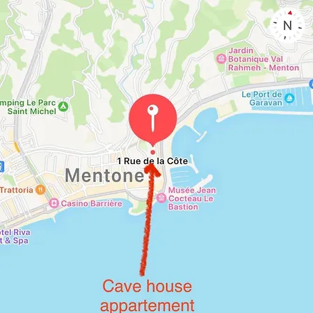 Cave House アパート